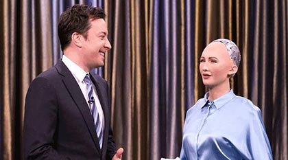  سوفیا ربات انسان نما در مصاحبه با NBC  